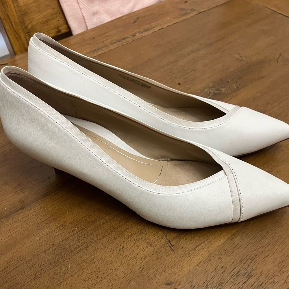 Vionic Women's Kitten Heel Sylvie